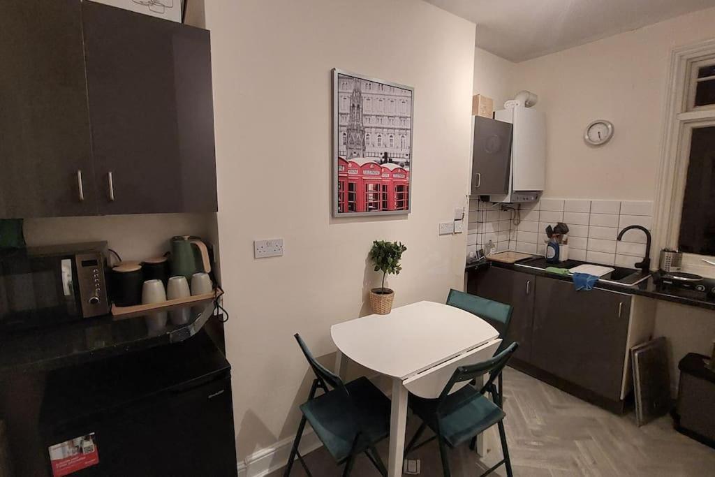 Harry Potter 9 3/4 Flat Apartment London Ngoại thất bức ảnh
